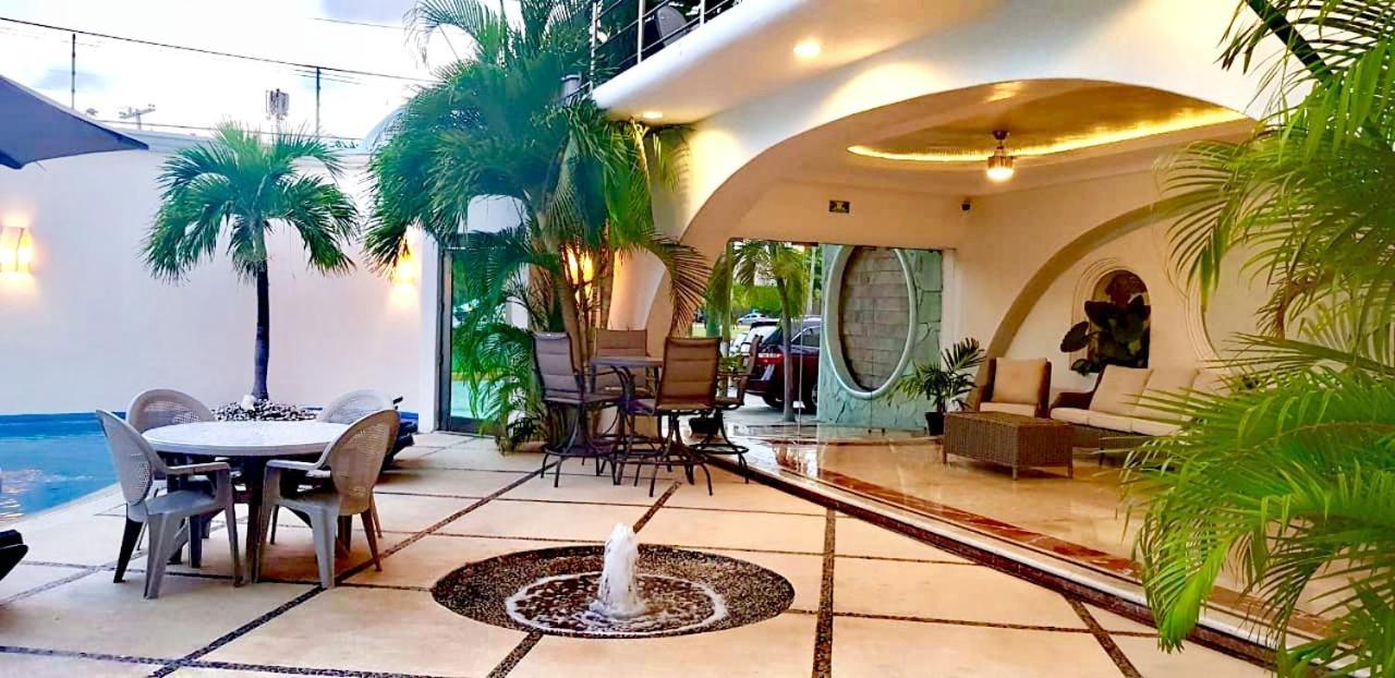 Hotel Blue Star Cancun Exterior photo