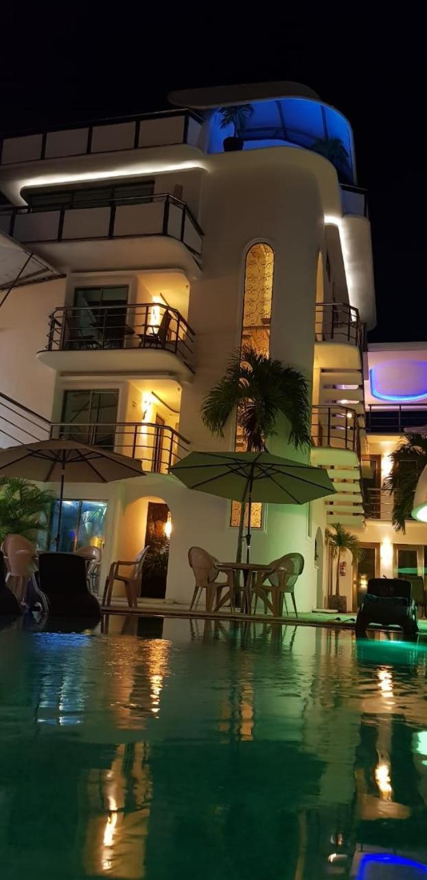 Hotel Blue Star Cancun Exterior photo